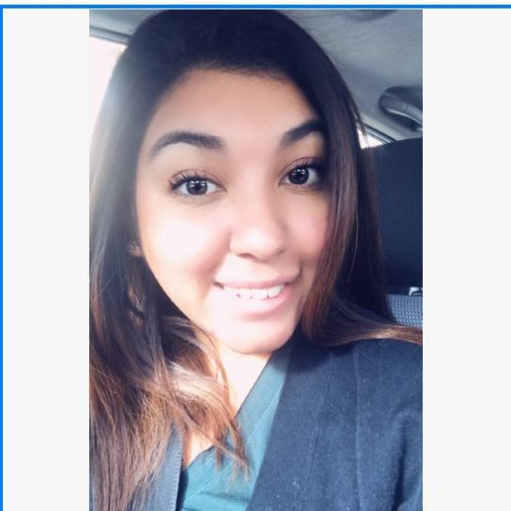 Meet your Posher, Itzel